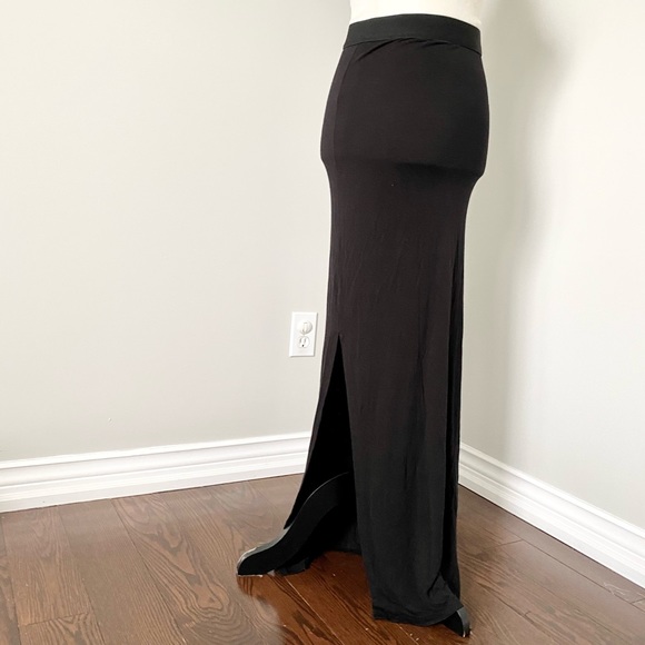 H&M Basic long skirt - Picture 3 of 4